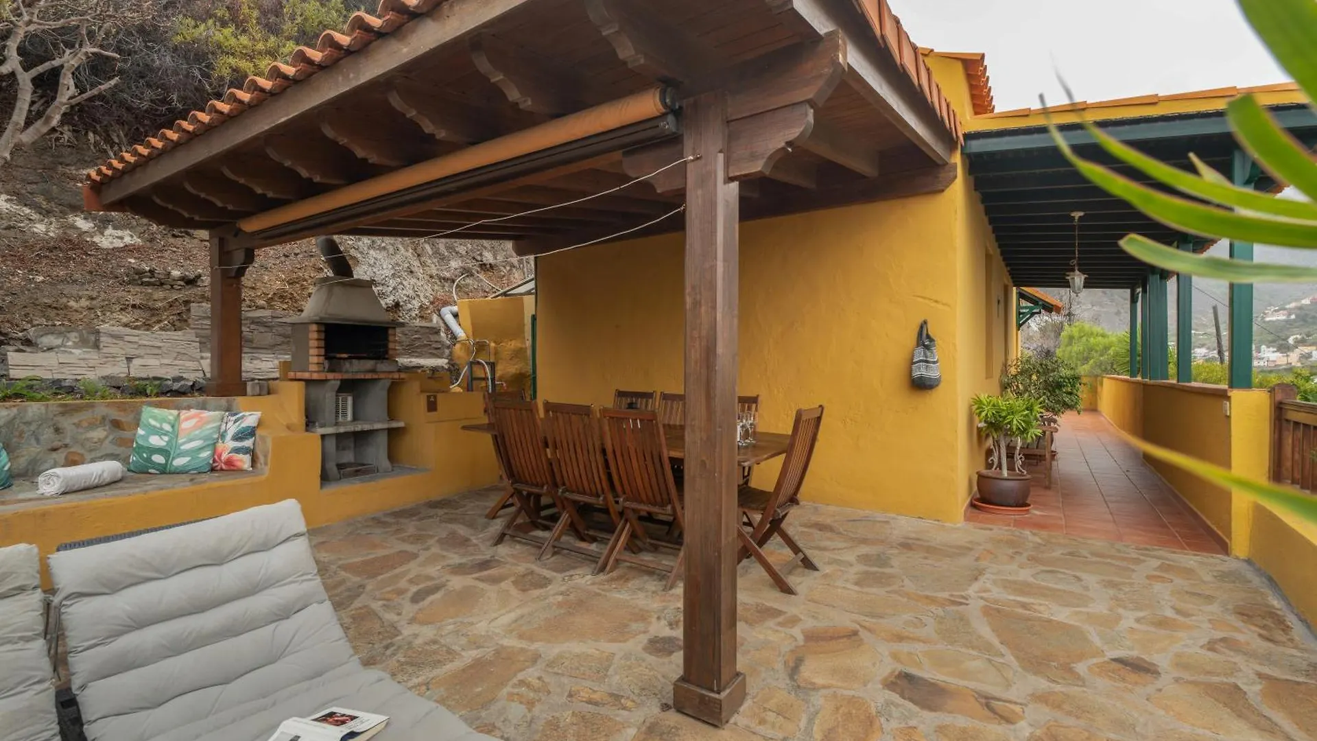 Holiday home Casa Afortunada Hermigua Spain